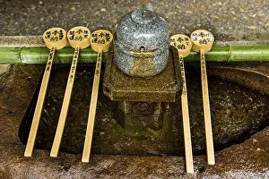 Water dippers, Fushimi Inari-taisha shrine
