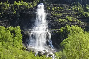 Waterfall, Fortundalen (Fortunsdalen)