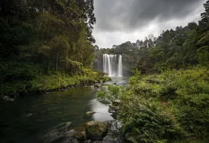 Waterfall, Rainbow Falls or Waianiwaniwa