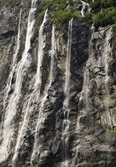 Waterfall The Seven Sisters