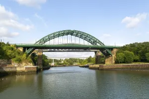 Wearmouth Bridge through arch bridge crossing River Wear