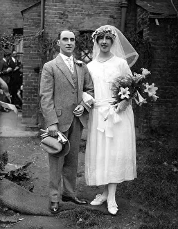 Wedding couple, bride taller than her man