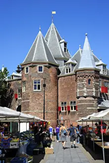 Weekly market on the Nieuwmarkt square