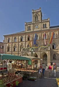 Weekly market, town hall, Weimar