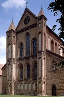 West side, St. Saint, Saint