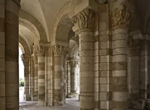 Western vestibule inside, St. Saint, Saint