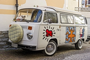 White VW Bus, Camping Bus Volkswagen VW Type 2 T2
