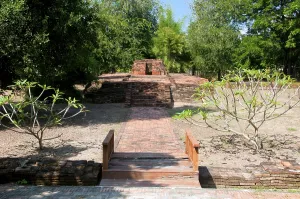 Wiang Tha Khan, located 16km south of Chiang Mai in rural Sanpatong District
