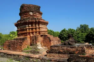 Wiang Tha Khan, located 16km south of Chiang Mai in rural Sanpatong District