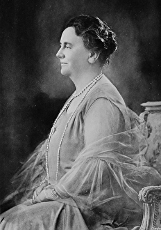 Historical Photo Prints: Wilhelmina (Wilhelmina Helena Pauline Maria: 1880-1962) Queen of the Kingdom of the Netherlands from 1890-1948