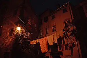 Window, clothesline, laundry, houses