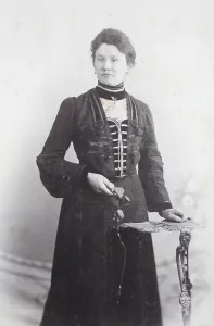 Woman from Breslau, visit format