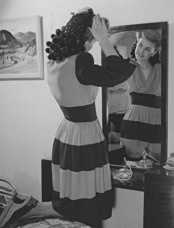Women's fashion in the 1940s