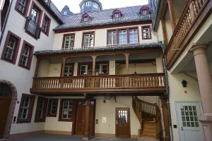 Wooden arbours, Inner courtyard