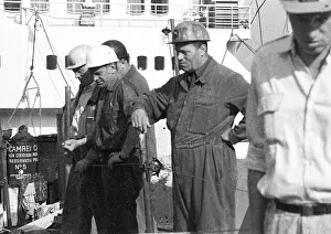Work at the Port of Hamburg and Howaldtswerke Hamburg