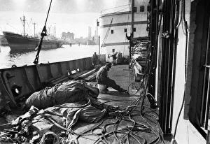 Work at the Port of Hamburg and Howaldtswerke Hamburg