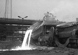 The work of the steelworkers, like here on 31 August 1971 at the Mannesmann-Huettenwerke in Duisburg