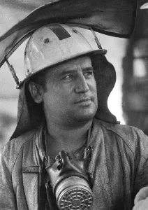 The work of the steelworkers, like here on 31 August 1971 at the Mannesmann-Huettenwerke in Duisburg