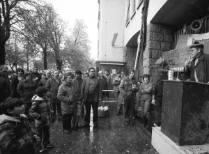 Workers at Vereinigte Deutsche Metallwerke AG (VDM)