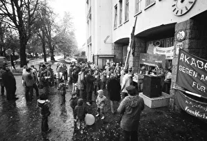 Workers at Vereinigte Deutsche Metallwerke AG (VDM)