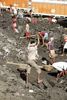 Workers working in Coal mine in Jharkhand, India