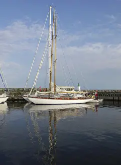 Yachts in Grena
