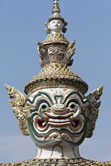 Yaksha Indrajit, giant guardian figure
