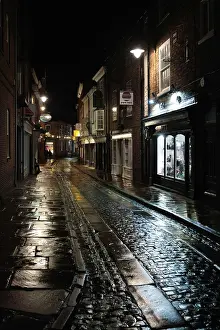 YORK, NORTH YORKSHIRE/UK - FEBRUARY 19 : View of buildings and architecture in the Shambles area of York