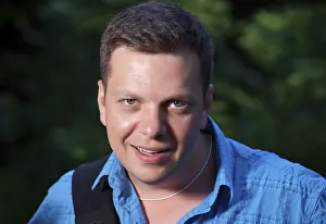 Young caucasian man portrait outdoor