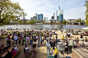Young people on the Main river