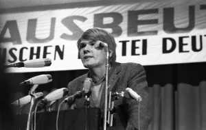 The Young Socialists had invited to a congress for apprentices on 28 November 1970 in Duesseldorf under the motto