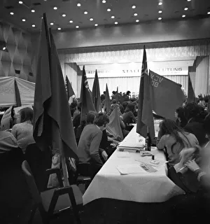 The Young Socialists had invited to a congress for apprentices on 28 November 1970 in Duesseldorf under the motto