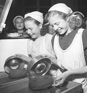 The two young teenage girls Inga-Lisa Larsson and Maj-Britt Nilsson
