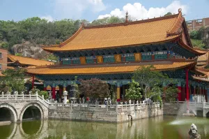 The Yuantong Temple dates originally from the Nanzhao Kingdom at the time of the Tang Dynasty (618 - 907)