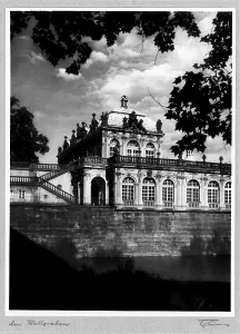 Zwinger, Dresden in front of the destruction, photo cycle STADT AM STROM, DRITTE FOLGE, by Friedrich Luening (1901-1952), title of the photographer: Am Wallgraben, Saxony, Germany, Europe